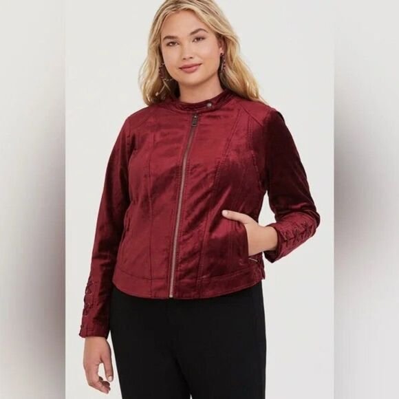 Torrid Jacket Size 4 4X Moto Burgundy Velvet Jacket * - Picture 1 of 16